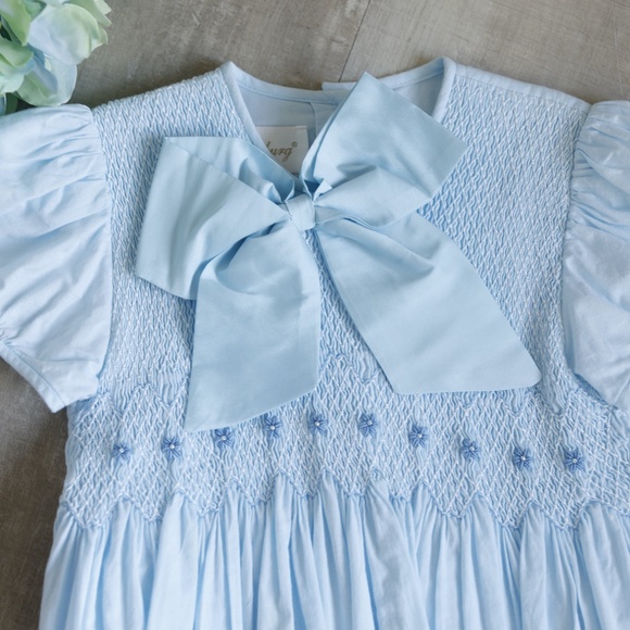 Strasburg Dress Hand Smocked Blue Special Occasion Mint Condition LOVELY - Picture 9 of 10